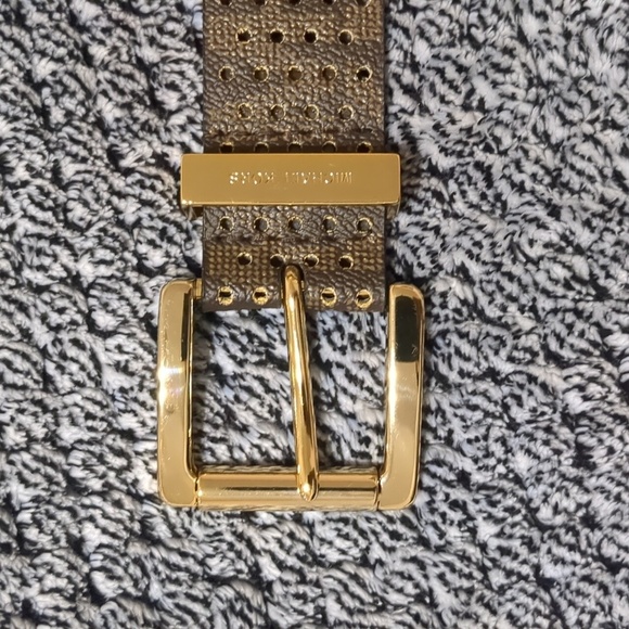 Micheal Kors Brown Leather Gold Buckle Women's Belt size Large - Picture 6 of 9